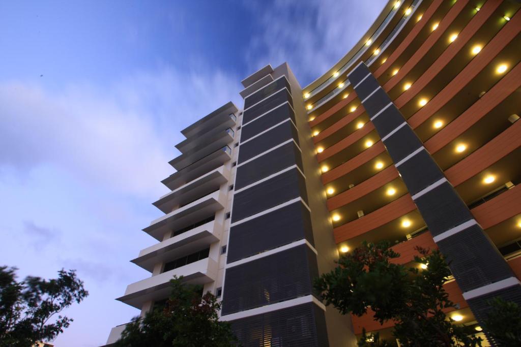 Monaco Caloundra Aparthotel Buitenkant foto